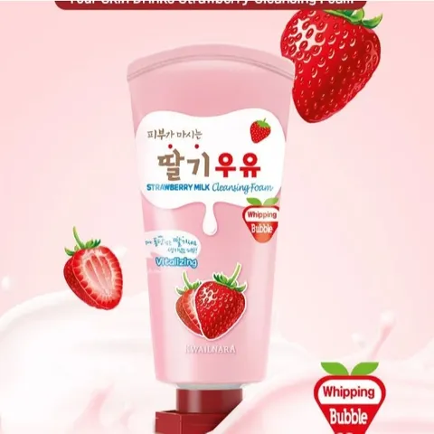 Sữa rửa mặt trái cây dưỡng ẩm và sạch sâu Welcos Kwailnara Milk Facial Cleansing Foam Hàn Quốc 120ml