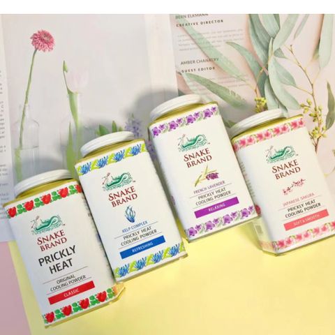 Phấn lạnh kiềm mồ hôi mát da Snake Brand Powder Thái Lan 140g