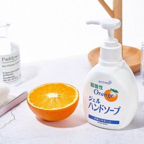 Nước rửa tay kháng khuẩn hương Cam Animo Orange Hand Soad Nhật Bản 200ml