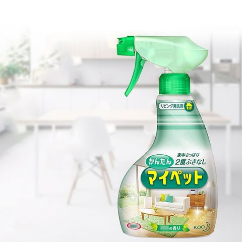 Nước lau sạch nội thất đa năng (gỗ, nhựa, vải, nỉ) Kao Household Cleaner Nhật Bản 400ml