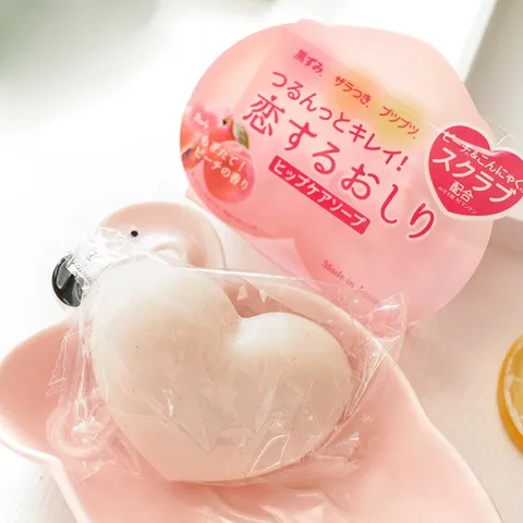 Xà phòng cải thiện thâm mông, làm sáng da Pelican Nhật Bản Hip Care Soap 80g