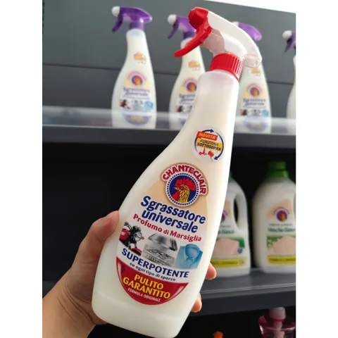 Chai xịt tẩy bề mặt đa năng ChanteClair 600ml vệ sinh bếp, giày, sofa an toàn da tay