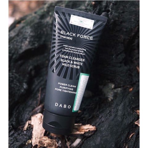 Sữa rửa mặt nam thải độc, khử nhờn, dưỡng ẩm Dabo Black Fore Hydration Hàn Quốc 120ml