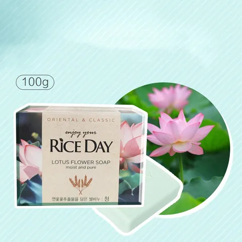 Xà bông tắm hương sen Rice Day Soap giúp cải thiện tình trạng mụn hiệu quả Hàn Quốc 100g