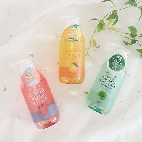 Sữa tắm tinh chất rau má dưỡng da giảm mụn lưng Welcos Around Me Hàn Quốc 500ml