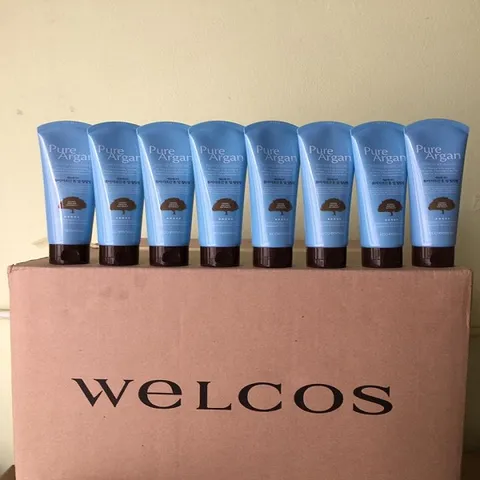 Gel tẩy da chết dành cho da mặt Welcos Pure Tone Up không gây khô ráp da Hàn Quốc 120gr