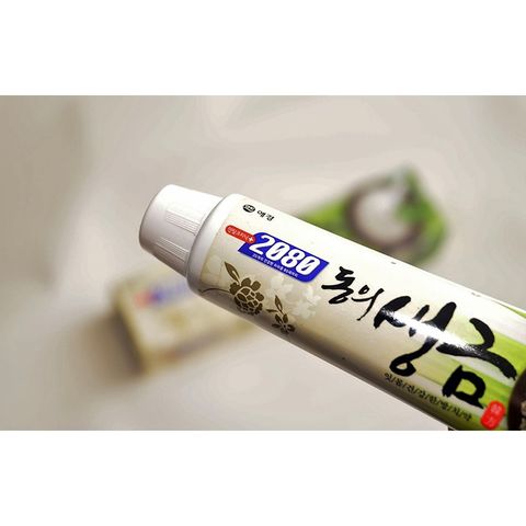 Kem đánh răng ngăn chặn tối đa các vi khuẩn gây hại 2080 Dongeui chứa muối Hàn Quốc 120g