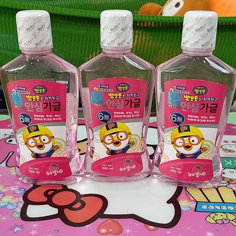 Nước súc miệng trẻ em ngăn ngừa sâu răng Pororo hương dâu Hàn Quốc 300ml - Hàng Chính Hãng