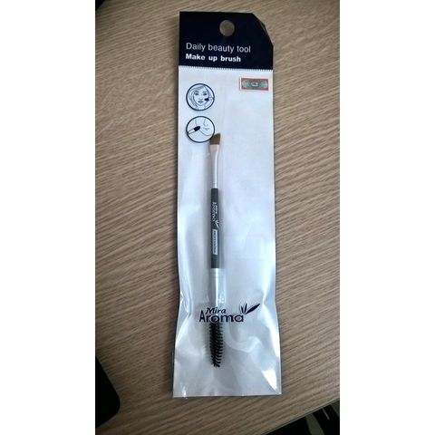 Chổi chải và định hình lông mày Aroma Make Up Brush Hàn Quốc