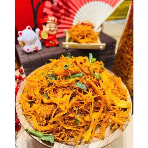 Khô Gà Lá Chanh Loại 1 Hũ 400g - Thịt Gà Khô Xé Sợi Cay Cay Giòn Dai Đậm Vị Đồ Ăn Vặt Nội Địa Thơm Ngon Giá Rẻ