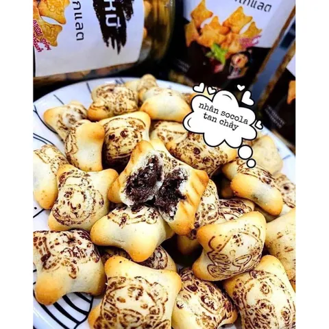 Bánh Gấu Nhân Socola VFoods Thái Lan Hộp 430g - Bánh Gấu Thái Lan Vỏ Giòn Nhân Kem Socola Tan Chảy Thơm Ngon Giá Rẻ