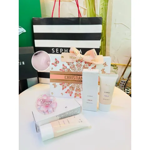 Kem chống nắng nâng tông Snow UV Shield Tone Up SPF50+ PA++++ ✨ 786151