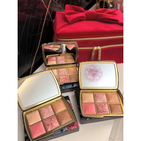✨ HOUR-LASS AMBIENT LIGHTING EDIT – LIMITED EDITION ✨ 786182