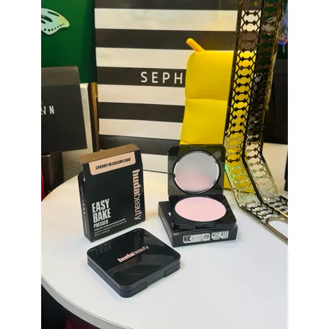 Phấn Nén Triệt Sắc Kiềm Dầu 🌸 HUDA BEAUTY EASY BAKE PRESSED POWDER – CHERRY BLOSSOM CAKE 🌸 786190