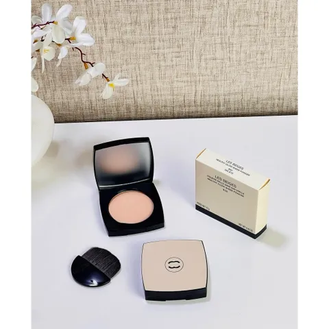Phấn phủ nén LES BEIGES Healthy Glow Sheer Powder ✨ 786289