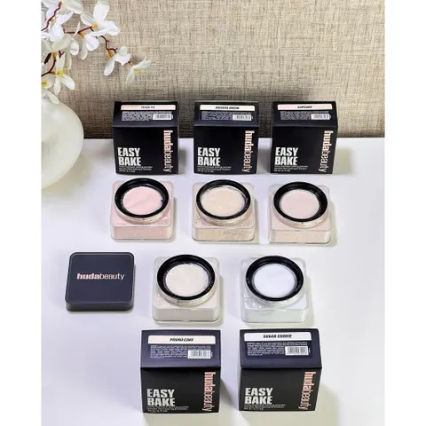 Phấn Phủ Kiềm Dầu ✨ Huda Beauty Easy Bake 786303