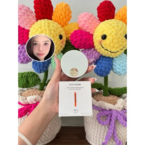 Má hồng phấn nén Rose Her?.mès Silky Blush Powder ✨Fullsize 786311