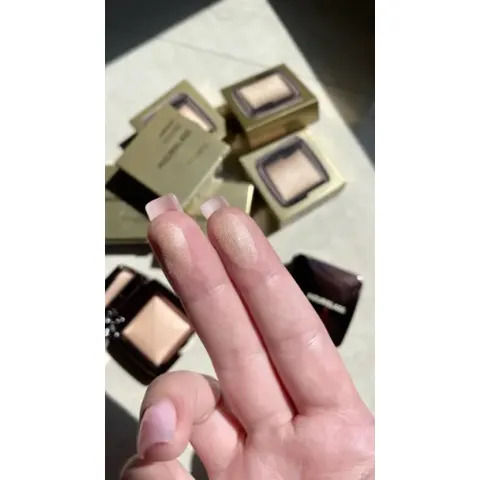 Phấn Bắt Sáng Ambient Lighting Powder Diffused Light Mịn Da Tự Nhiên 786350