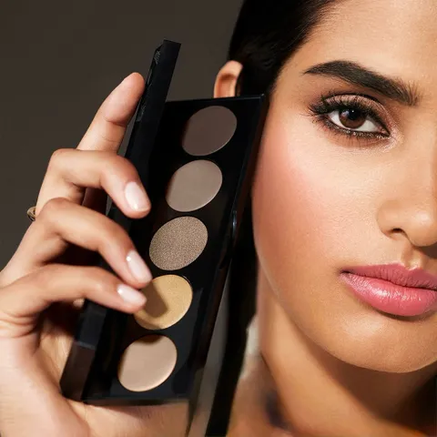 Bảng mắt Bobbi Smokey Nudes Eye Shadow Palette✨ 786363