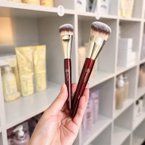 Cọ Lẻ Makeup  B.K Beauty – cán đỏ sang xịn ✨ 786370