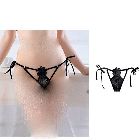 [Che tên] Quần lót dây hình bông hoa lọt khe
