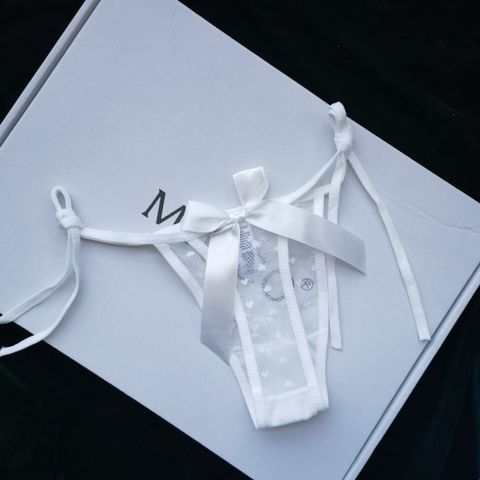 [Cao cấp] Quần lót nữ thắt dây nơ Ladies Ren Sexy Hollow Love T