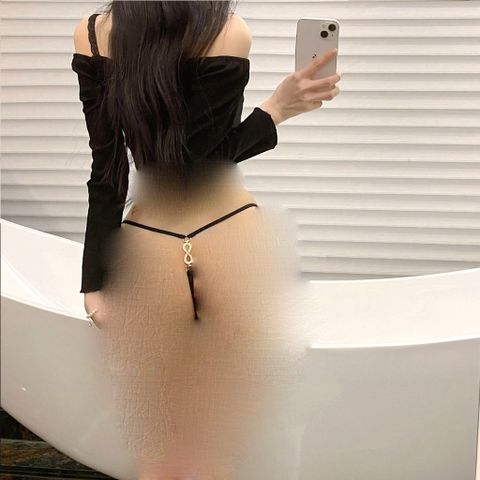 [Che tên] Quần lót nữ đính hạt ở đáy quần