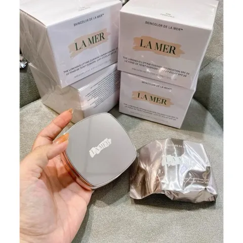 Phấn Nước cao cấp siêu mịn The Luminous Lifting Cushion Foundation Broad Spectrum SPF 20 Tone 01 Kèm lõi thay thế 787866