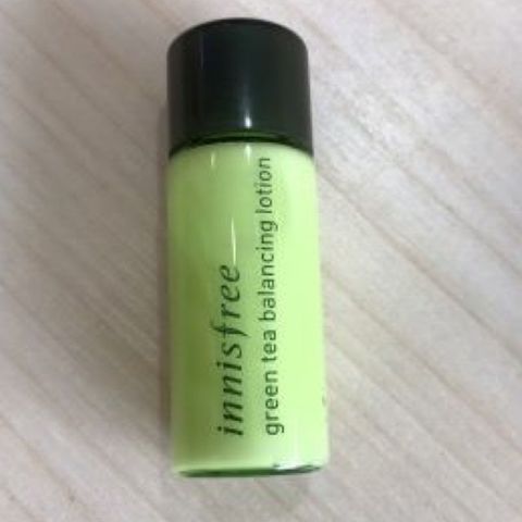 SỮA DƯỠNG TRÀ XANH GREEN TEA BALANCING LOTION INNISFREE 15ml 787909