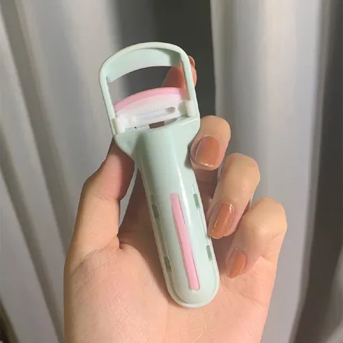 HOT Kẹp bẻ cong lông nheo 3D bằng nhựa đầu vuông chuyên dụng 787945