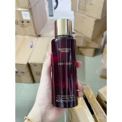 Xịt thơm body Victory Secret 250ml dễ chịu sang chảnh 787986