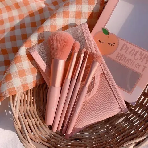 Bộ cọ trang điểm Peachy Brush Set 5 cây tone Cam đào 788059