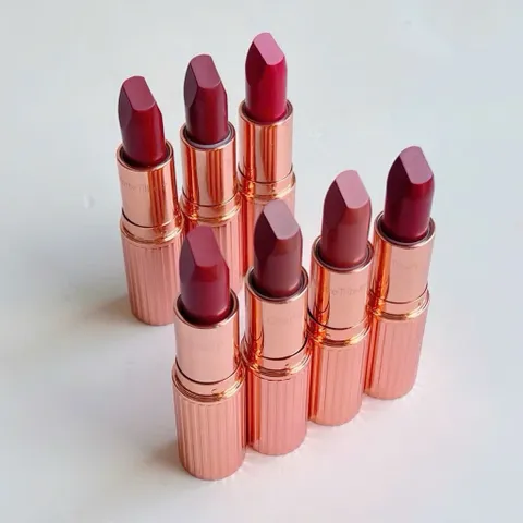 Son môi C.T Matte Revolution 3,5g Fullsize màu hot Walk of no shame/ Gracefully pink/ Pillow Talk 788136