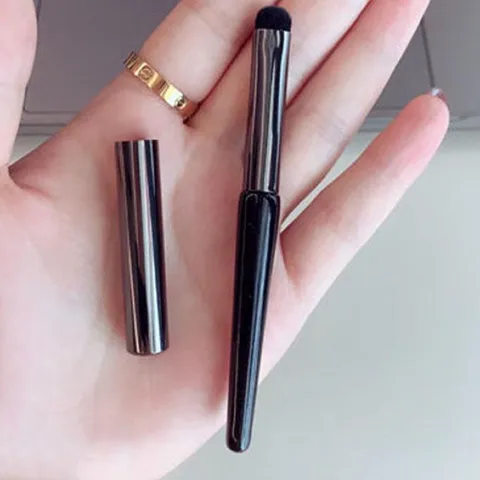 HOT Cọ make up Môi Đầu tròn cỡ bé Tiện Dụng 788280