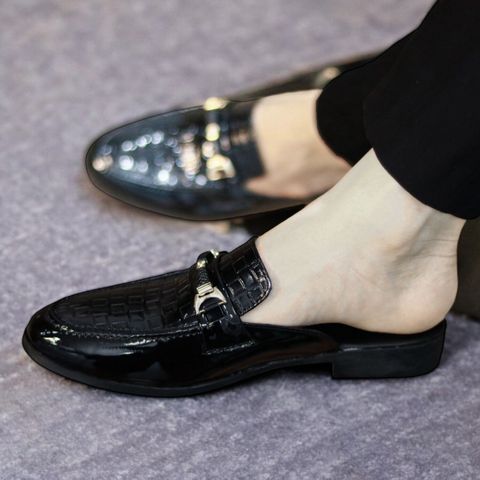 Sục Nam Cao Cấp Tận Xưởng - Giày Sục Nam Đế Cao 3cm Chống Trượt - Giày Sục Da Nam Vân Caro Nổi Bật Siêu Mềm RUNO G16