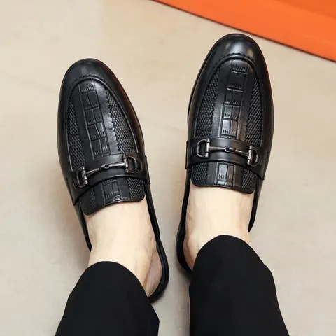Giày Sục Nam Chụp Kỷ Yếu Tinh Tế - Giầy Sục Nam Khóa Vàng Mui Vân Cá Sấu Đế Đúc 3cm Chống Trượt Mới Cao Cấp G69