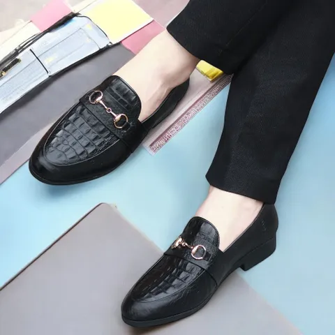 Giày Lười Nam Da Trơn Loafer Đen Lịch Lãm Giày Âu Nam Chụp Kỷ Yếu Công Sở Không Dây Đế Khâu Siêu Bền Đẹp Rẻ RUNO G22