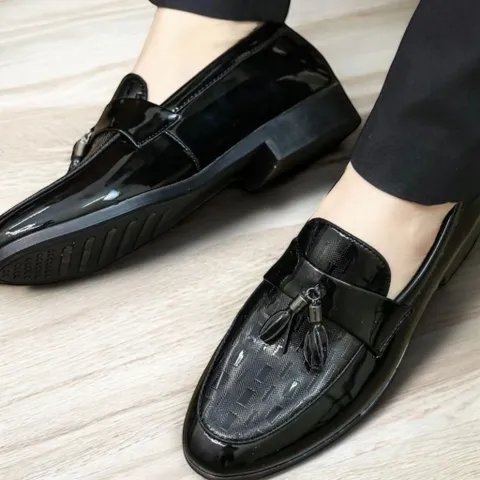 Giày Lười Nam Da Bóng Phối Chuông Sang Trọng Giày Âu Nam Chụp Kỷ Yếu Công Sở Đế Mềm Khâu Bền Đẹp Rẻ Mới Nhất RUNO G26