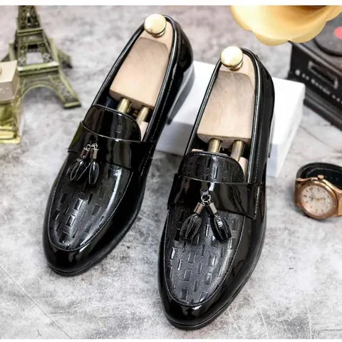 Giày Tây Nam Loafer Da Bóng Phối Chuông Đẹp Giày Âu Nam Chụp Kỷ Yếu Lịch Lãm Công Sở Đế Mềm Khâu Chắc Chắn Bền RUNO G26