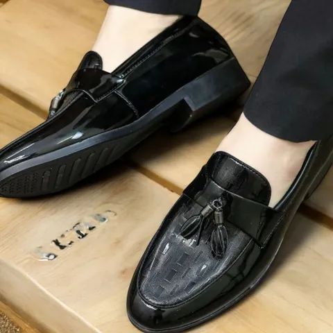 Giày Âu Nam Loafer Da Bóng Đen Cao Cấp Giày Tây Nam Chụp Kỷ Yếu Phối Chuông Công Sở Đế Mềm Khâu Viền Bền Đẹp Rẻ RUNO G26