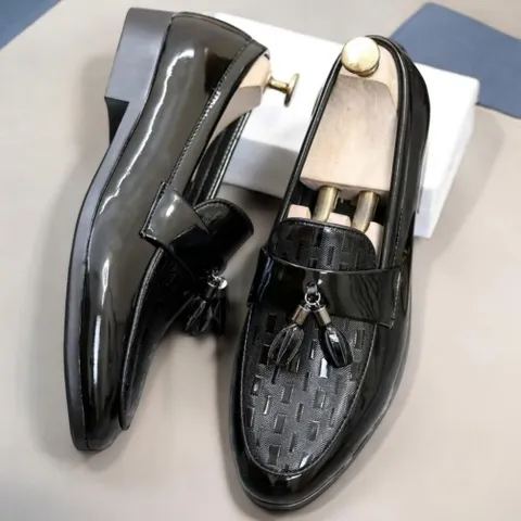 Giày Âu Nam Loafer Da Bóng Đen Cao Cấp Giày Tây Nam Chụp Kỷ Yếu Phối Chuông Công Sở Đế Mềm Khâu Viền Bền Đẹp Rẻ RUNO G26