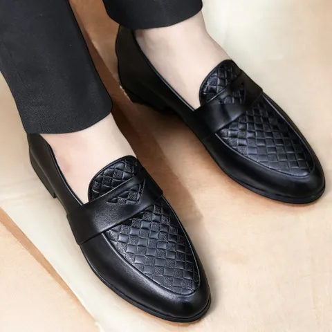 Giày Moca Nam Vân Caro Trẻ Trung Mới Giày Âu Nam Chụp Kỷ Yếu Lịch Lãm Công Sở Loafer Đế Khâu Bền Rẻ Đẹp Mới RUNO G24
