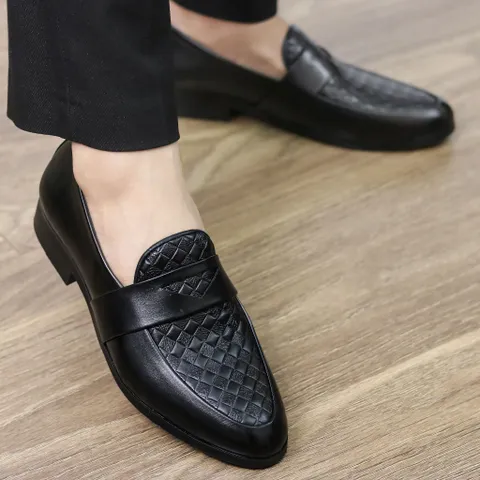Giày Moca Nam Vân Caro Trẻ Trung Mới Giày Âu Nam Chụp Kỷ Yếu Lịch Lãm Công Sở Loafer Đế Khâu Bền Rẻ Đẹp Mới RUNO G24