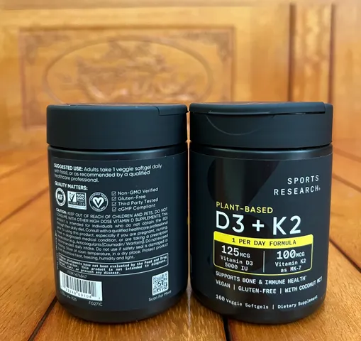 Viên uống bổ sung Vitamin D3K2 hãng Sports Research - 160 viên Của Mỹ