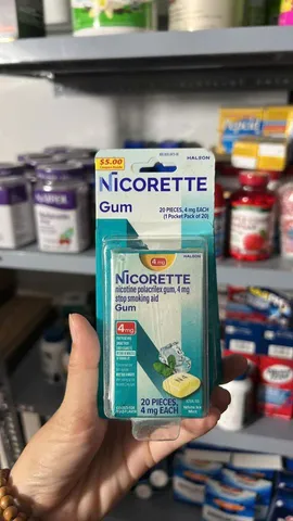 Kẹo cai th  ..uốc Nicorette Gum White Ice Mint 4mg 20 viên