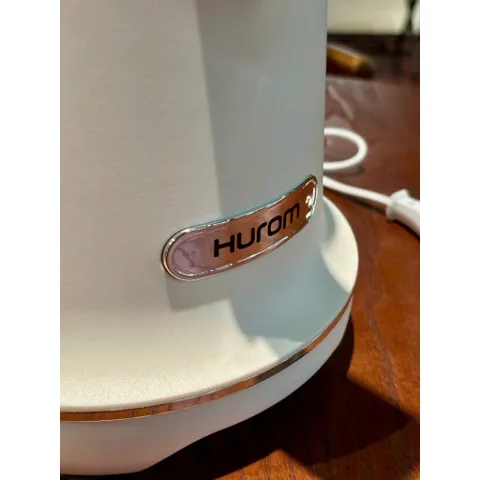 MÁY VẮT CAM HUROM CJ-B03FWH HÀN QUỐC