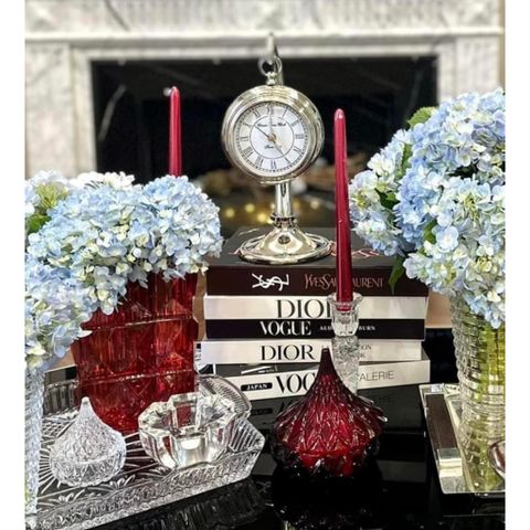 ĐỒNG HỒ ĐỂ BÀN LOBERON