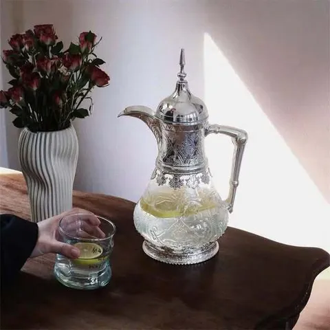 Bình đựng nước pha lê màu bạc cổ điển 1,6L