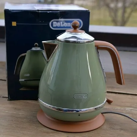 ẤM SIÊU TỐC DELONGHI KBOV2001 1.7L ,BẢO HÀNH 12 THÁNG