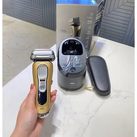 Máy cạo râu Braun Series 9 Pro 9469cc